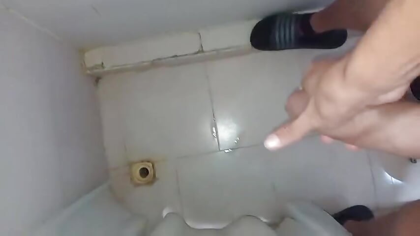 I give a great masturbation in the bathroom and a big shower of milk in slow motion 💦💦 - video by latintransbigcum cam model