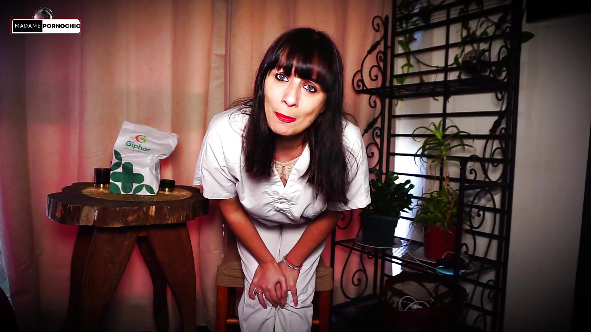 Traitement anal intense par ton infirmière JOI - video by natachaSugary cam model