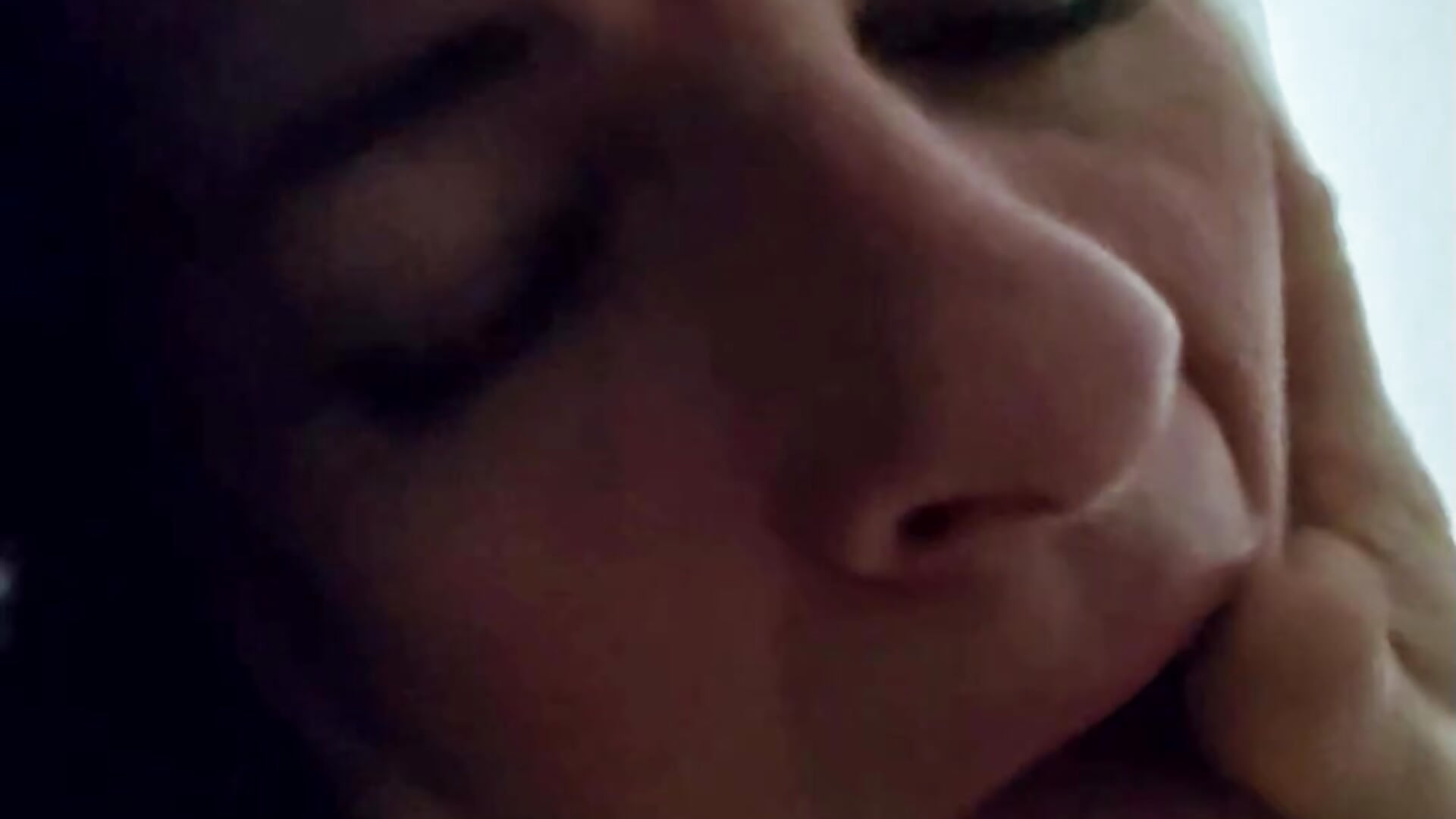 Slap my face and I will lick your balls - Vídeo de Squirtmania, modelo de vídeos