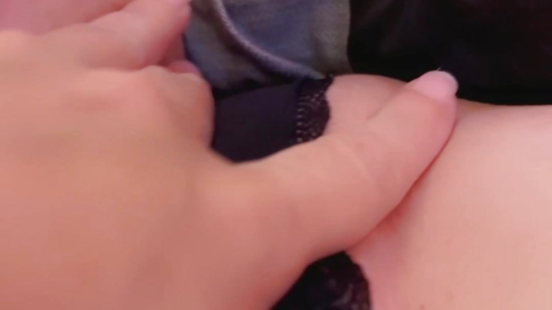 Squirt before work hot married coworker - video by thesassycougar cam model