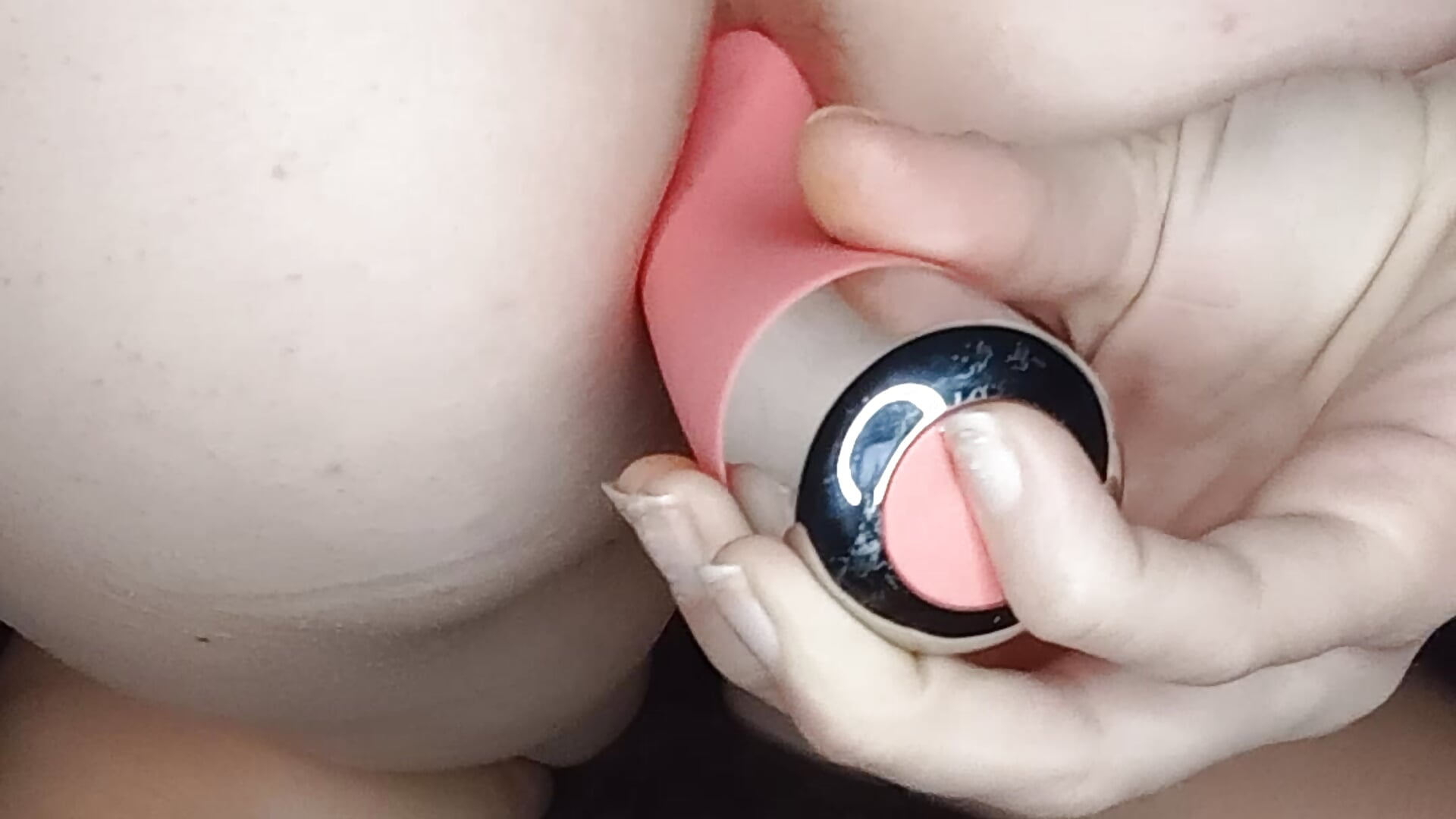 vibrator in anal - video av Sexxybitch28 cam model