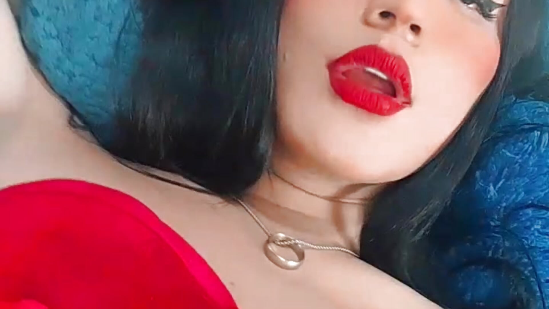 ♥ - video by Alezkathompson cam model