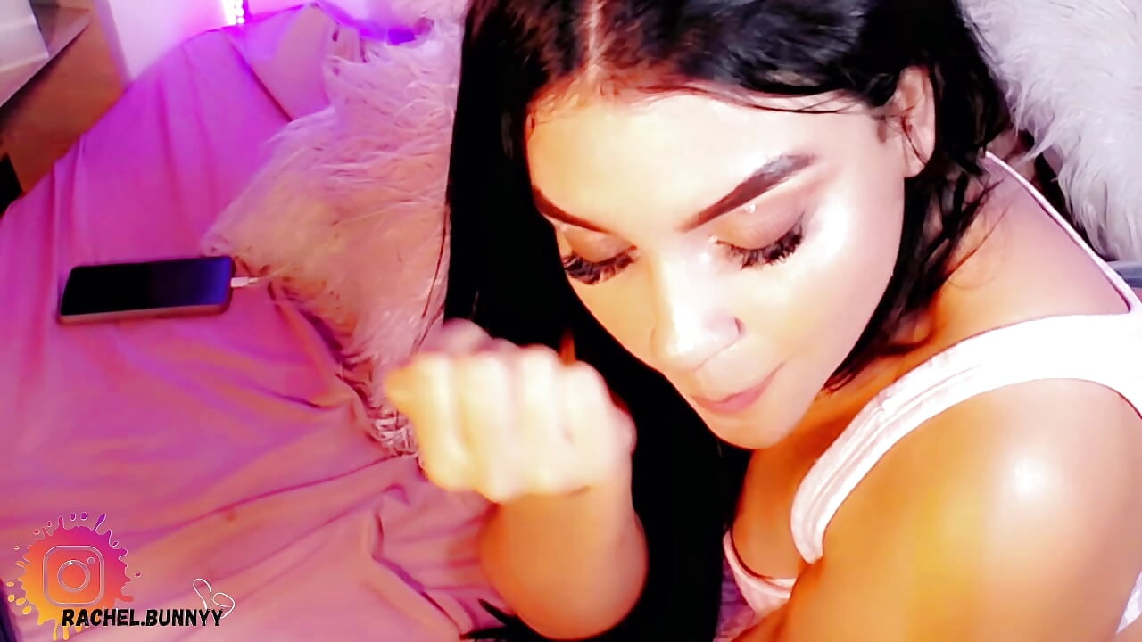 Excellent view - video by VannessaCruz cam model