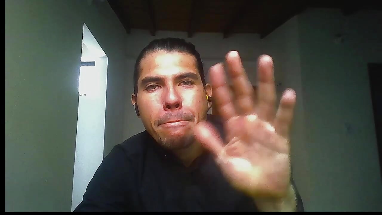 [25 Apr 15:44] Public Show – video od webkamerové modelky Manguerozotv