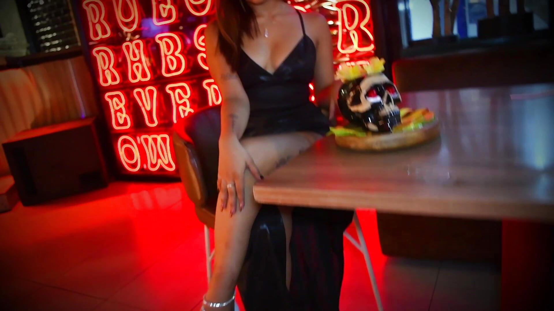 It's a pleasure to meet you - VannesaSmith 캠 모델의 동영상