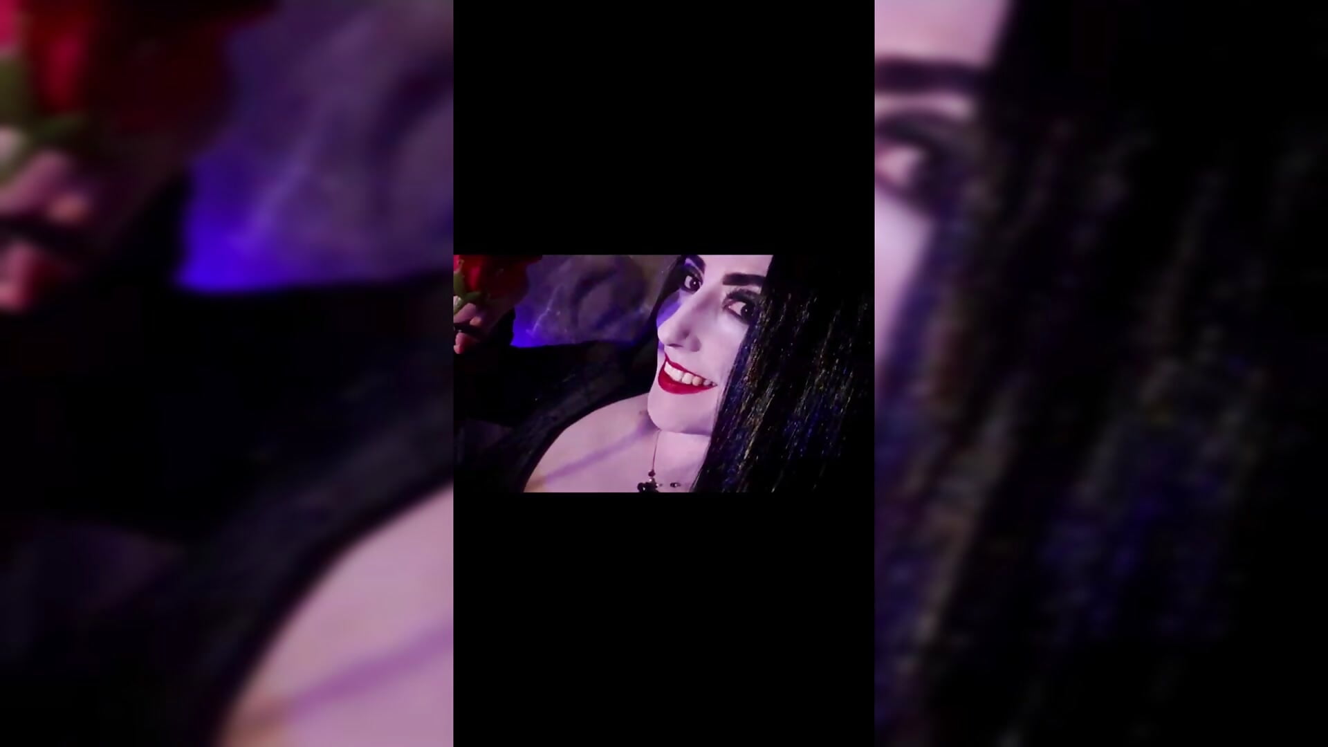 Morticia ♥ – video od webkamerové modelky Belly_Rosse