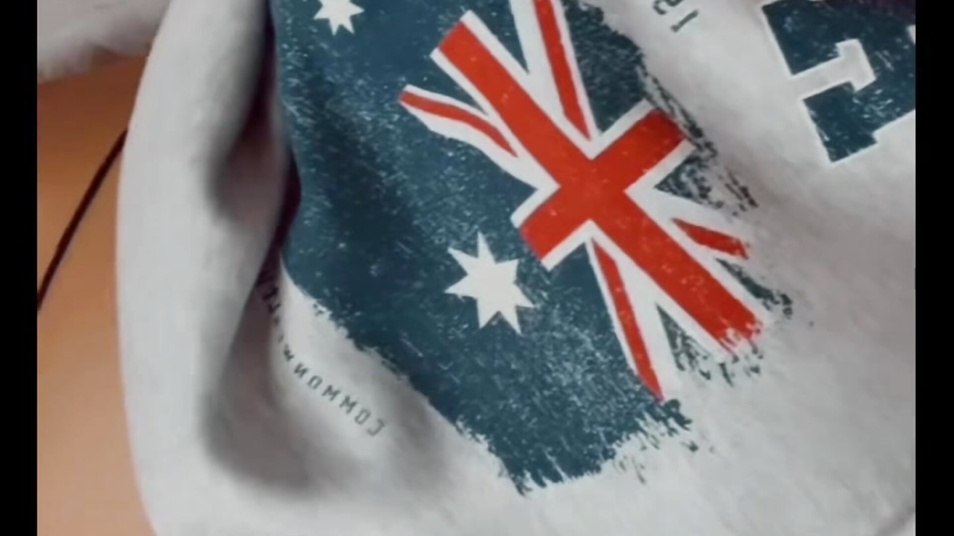 She is cute 😜 - bigbooty-30 캠 모델의 동영상