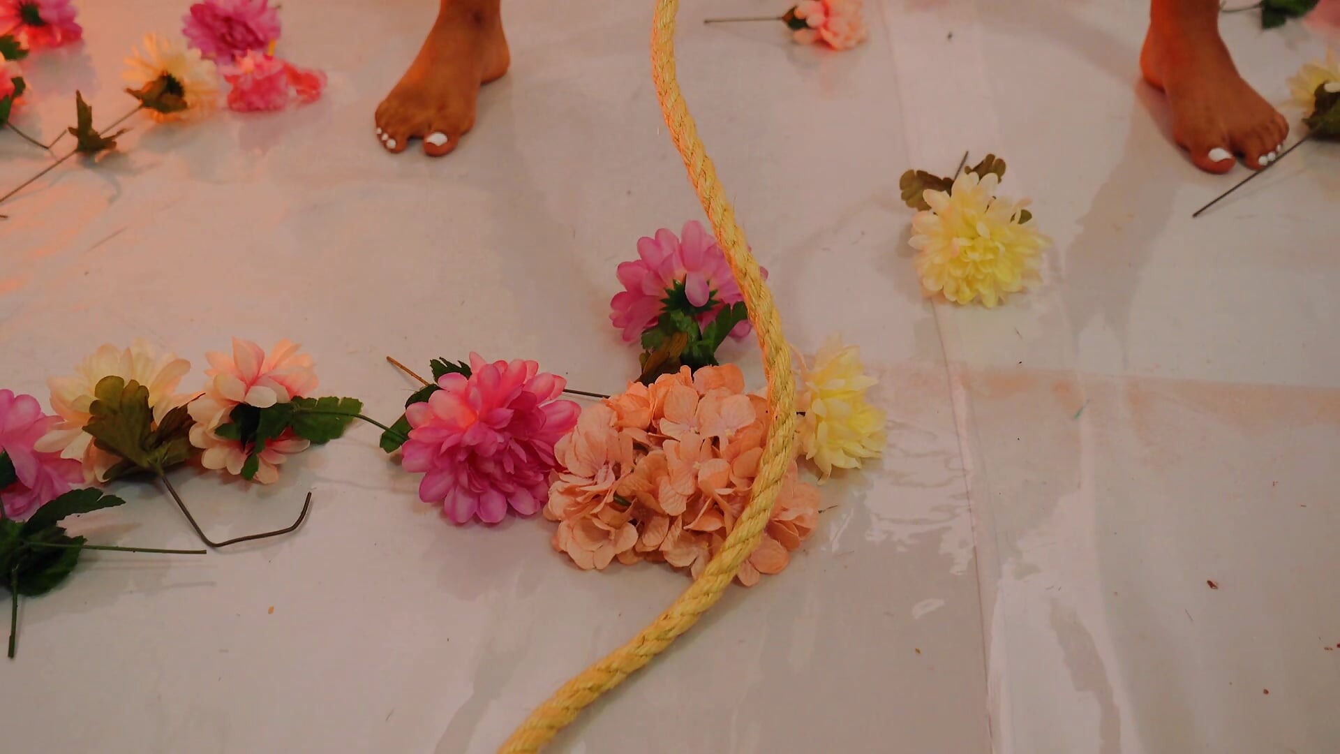 NAKED flower bondage 🌸