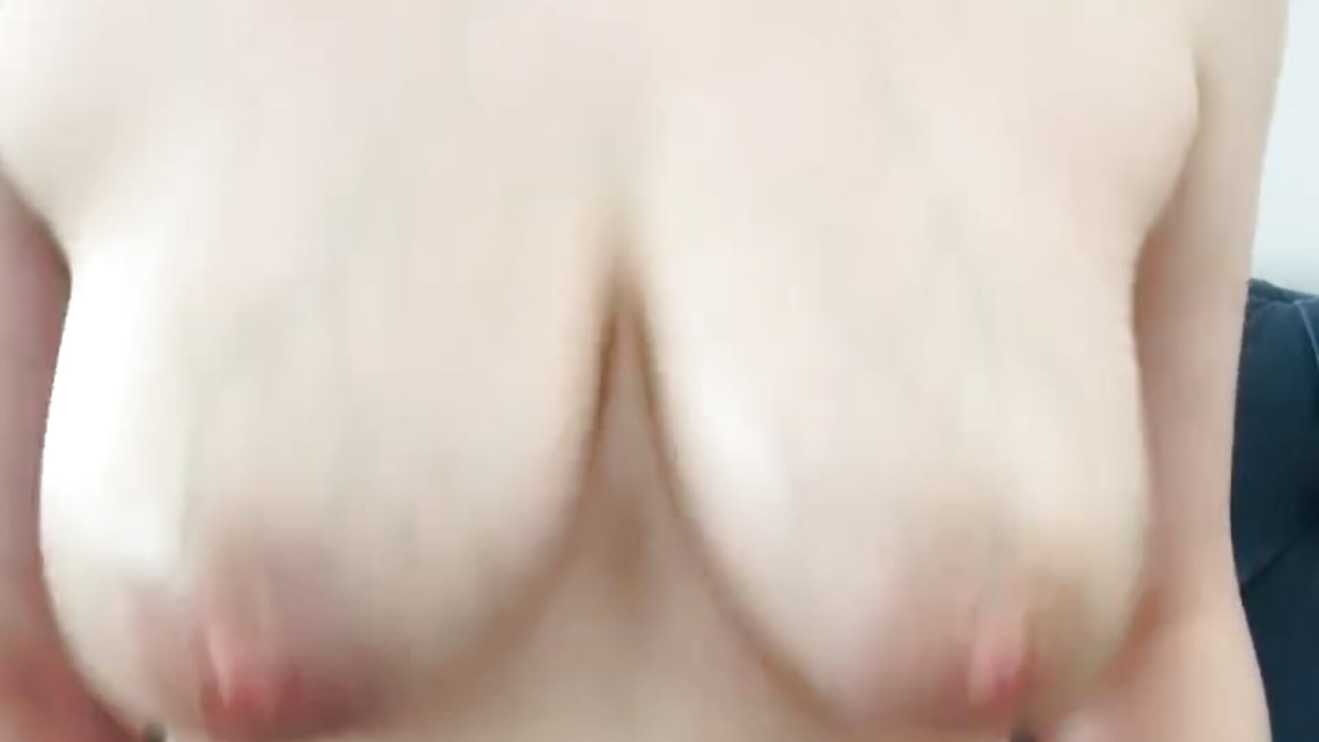 Boobs oiling - Video von MelisKayaa Cam-Model