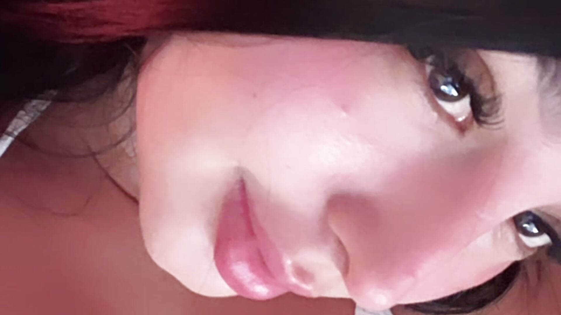 Hii - video by iraide_castro cam model