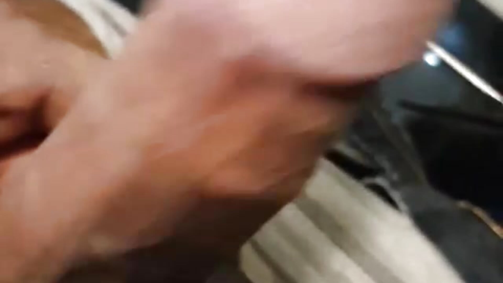 1000055077