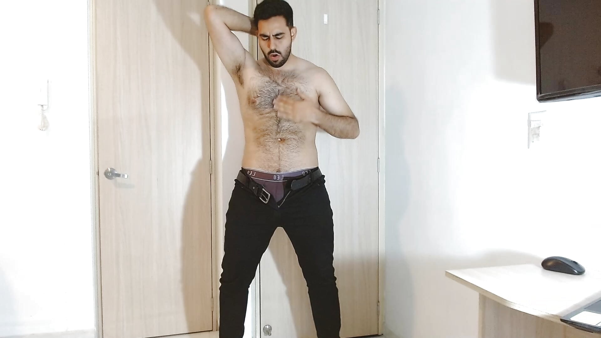 doby hairy - video by omarmohammedhot2 cam model