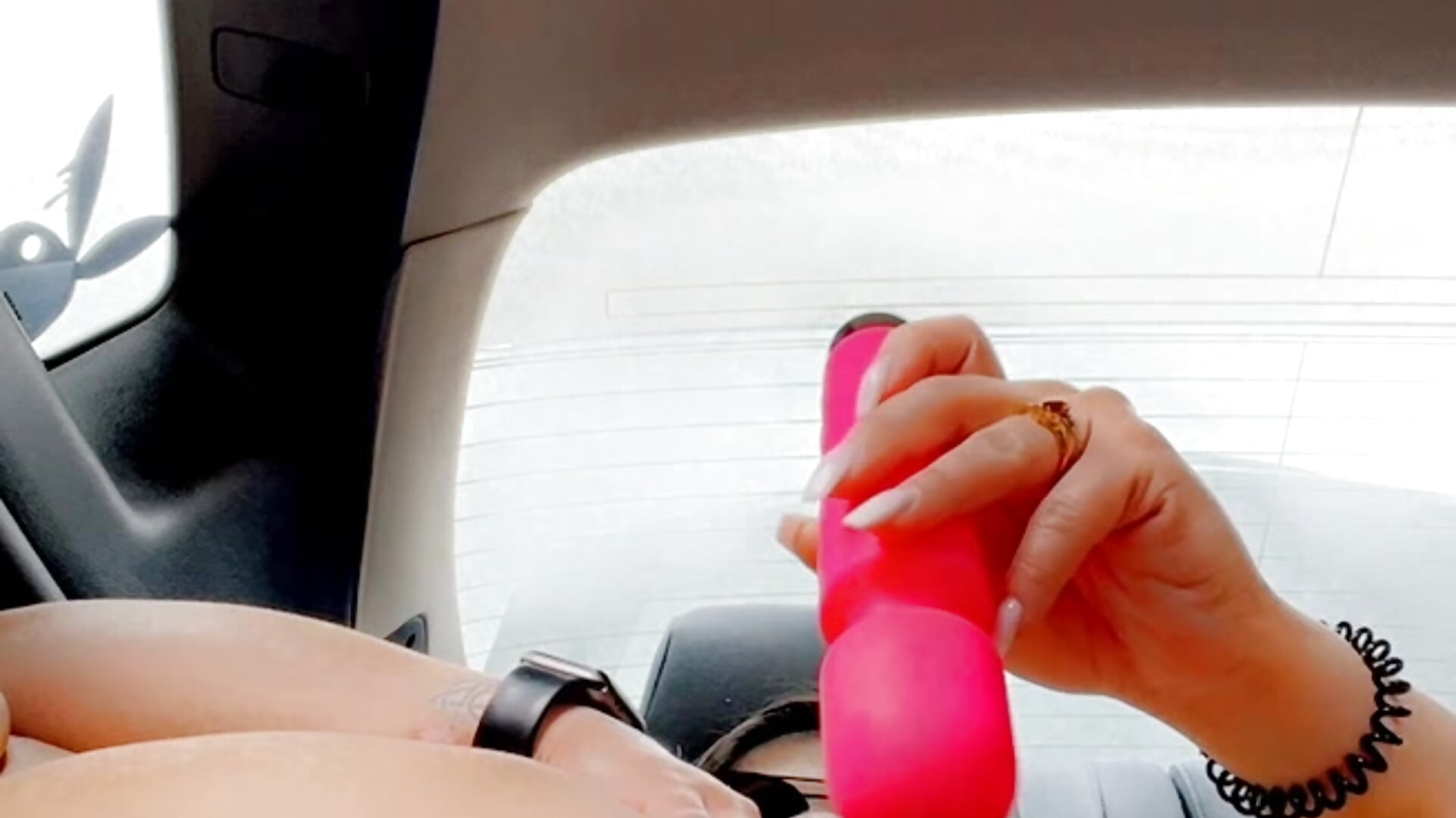 Public Masturbation with Delightful Moaning - video by BakedBunny cam model