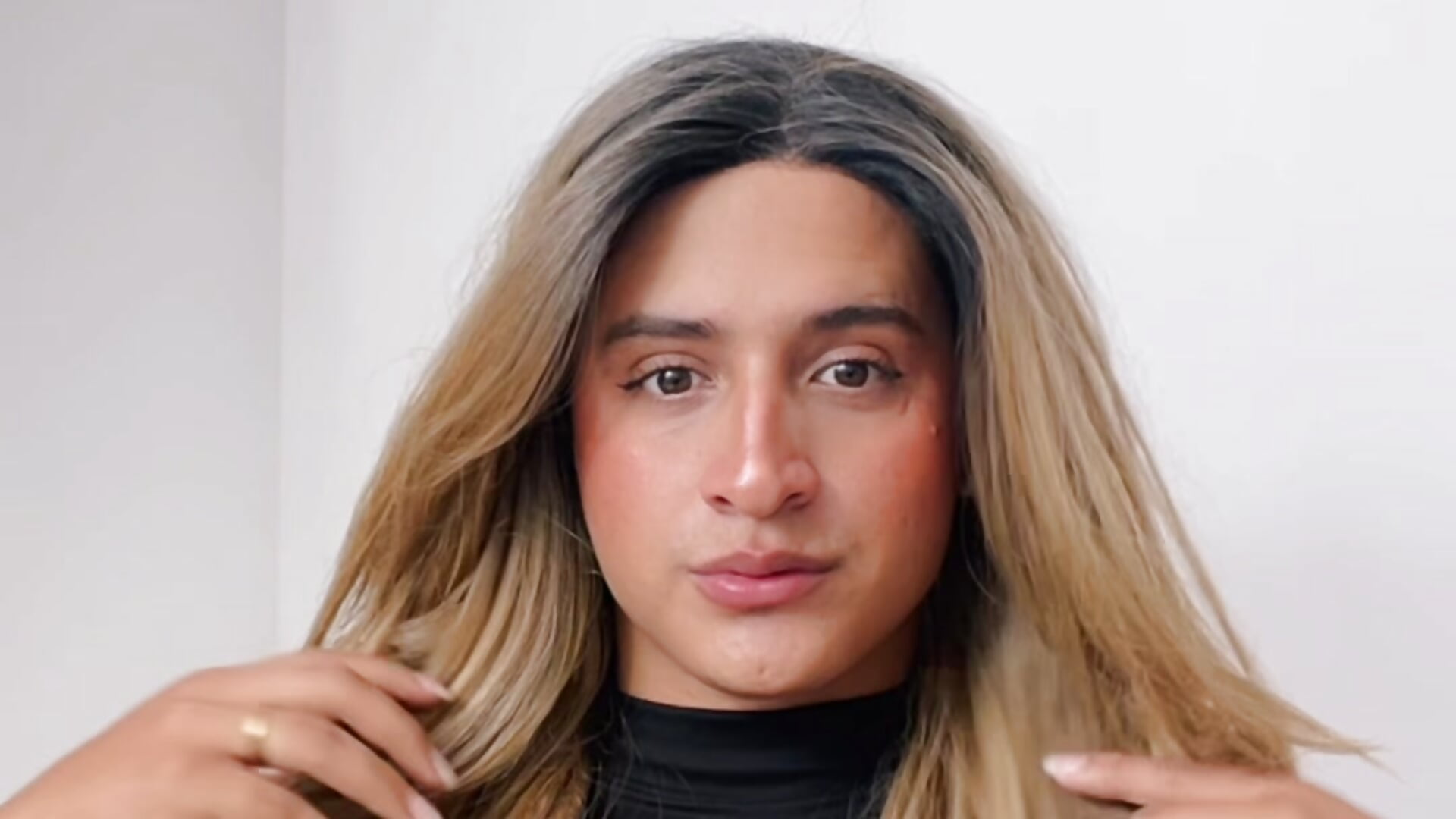 3D6ACED8-2742-4165-97AD-45C794EEEB81 - video van laurafoxxx cam-model