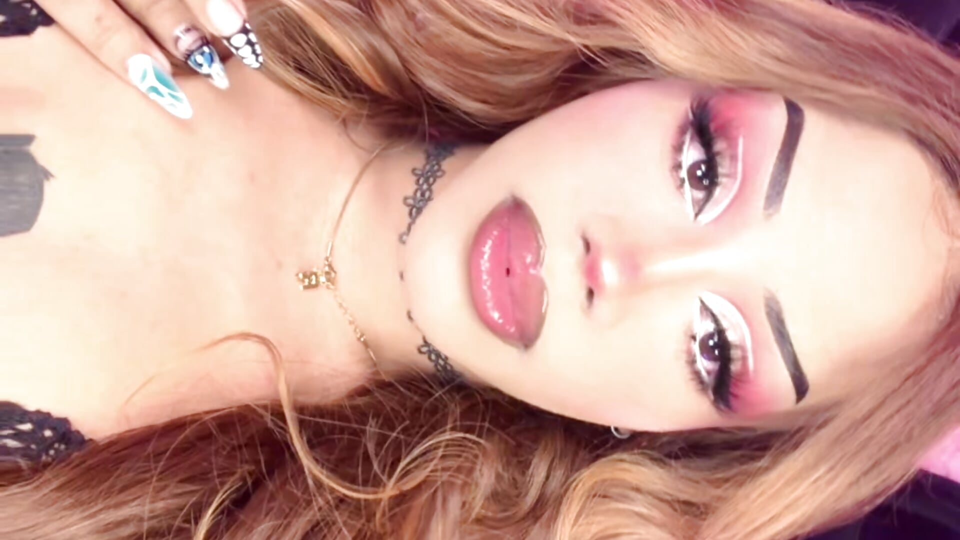 fe9fea2e0ba54f3a9ee5a3eeae20f6e4 - video oleh model kamera Shayybaby