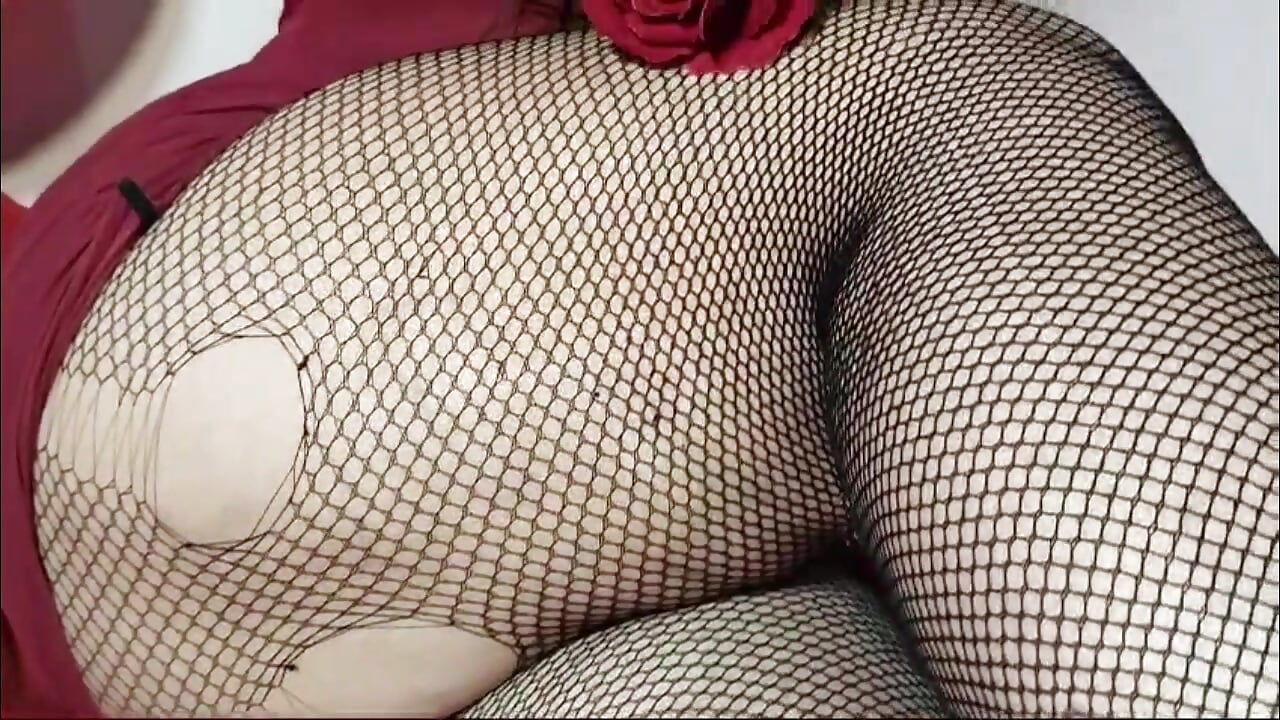 WhatsApp Video 2025-02-11 at 12,31,27 PM - video by lucia_vonne_ cam model