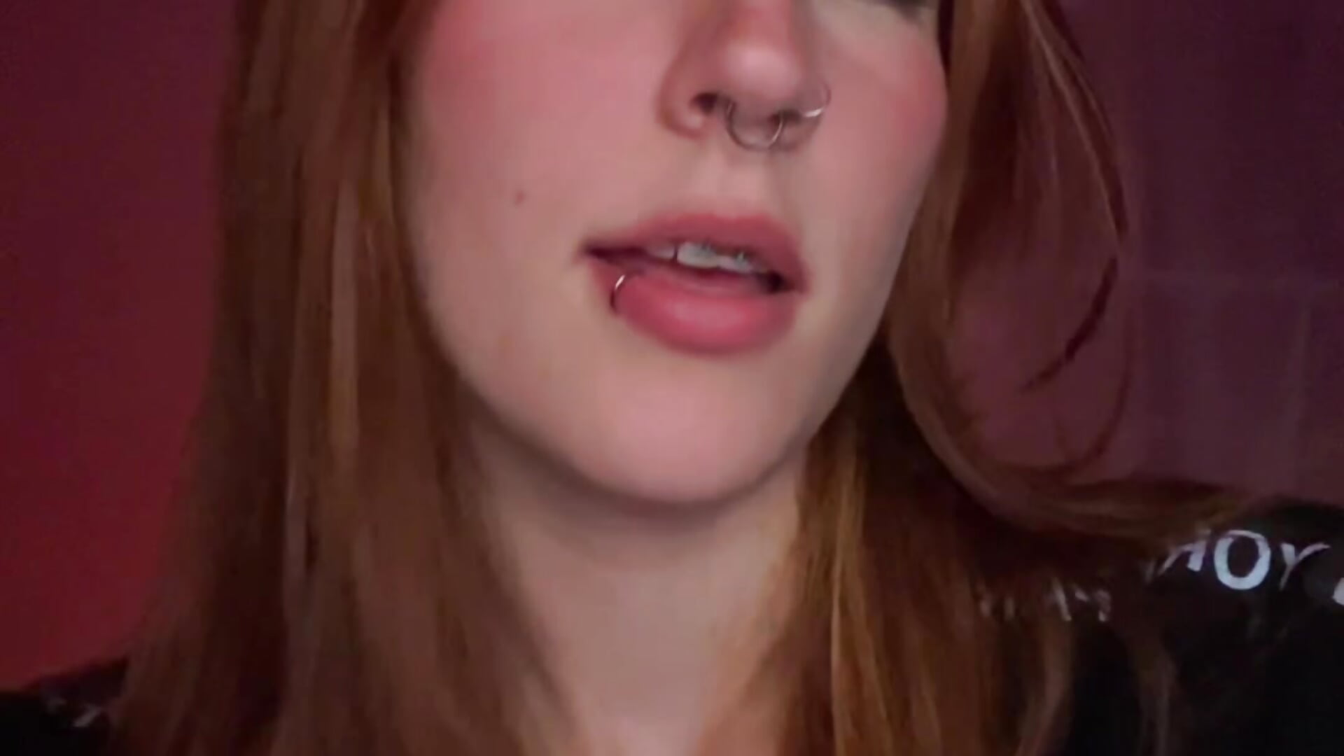 Smoking - Dakotaa_ adlı kamera modelinin videosu