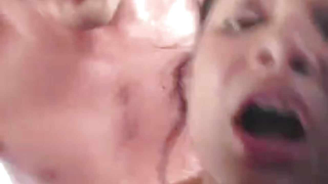 Fuck hard and swallowing creamy semen from the batman cock on my face mouth and boobs that rich hp ! - video oleh model kamera CataleyaRusso