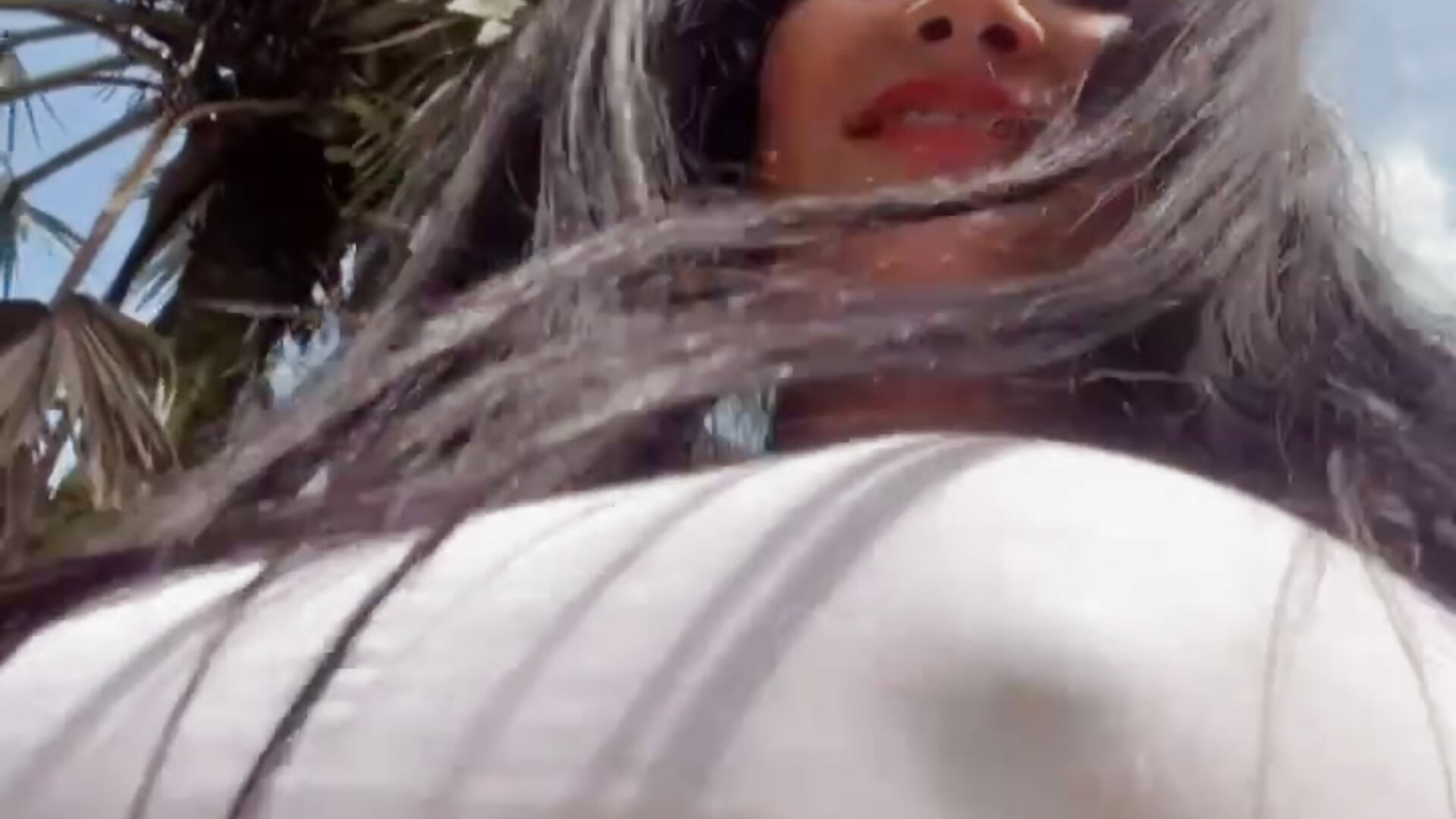 What a nice sun ☀️ provokes me to get naked in the park - video by CataleyaRusso cam model