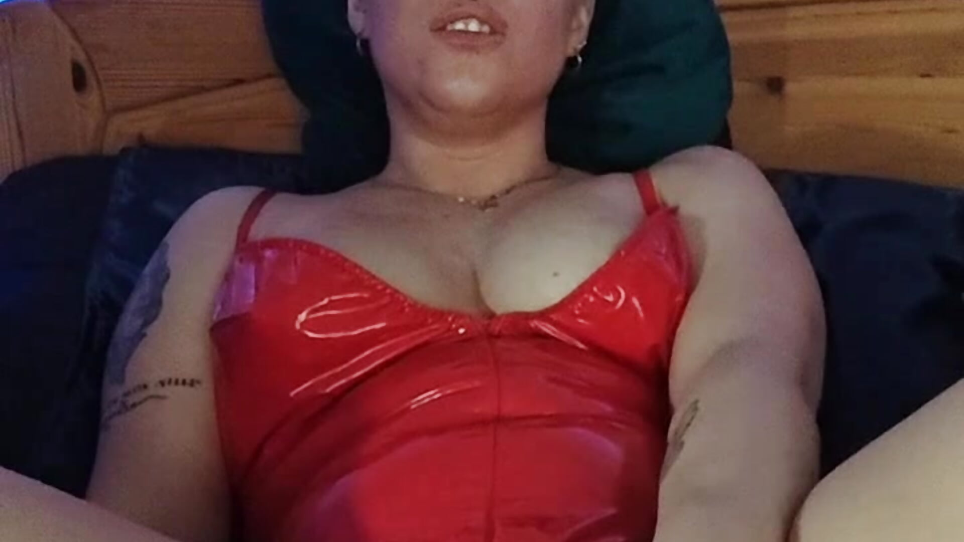 WET CUM - Gravity fucks me Till Cum & Squirt 💦 - video by Provocunt cam model