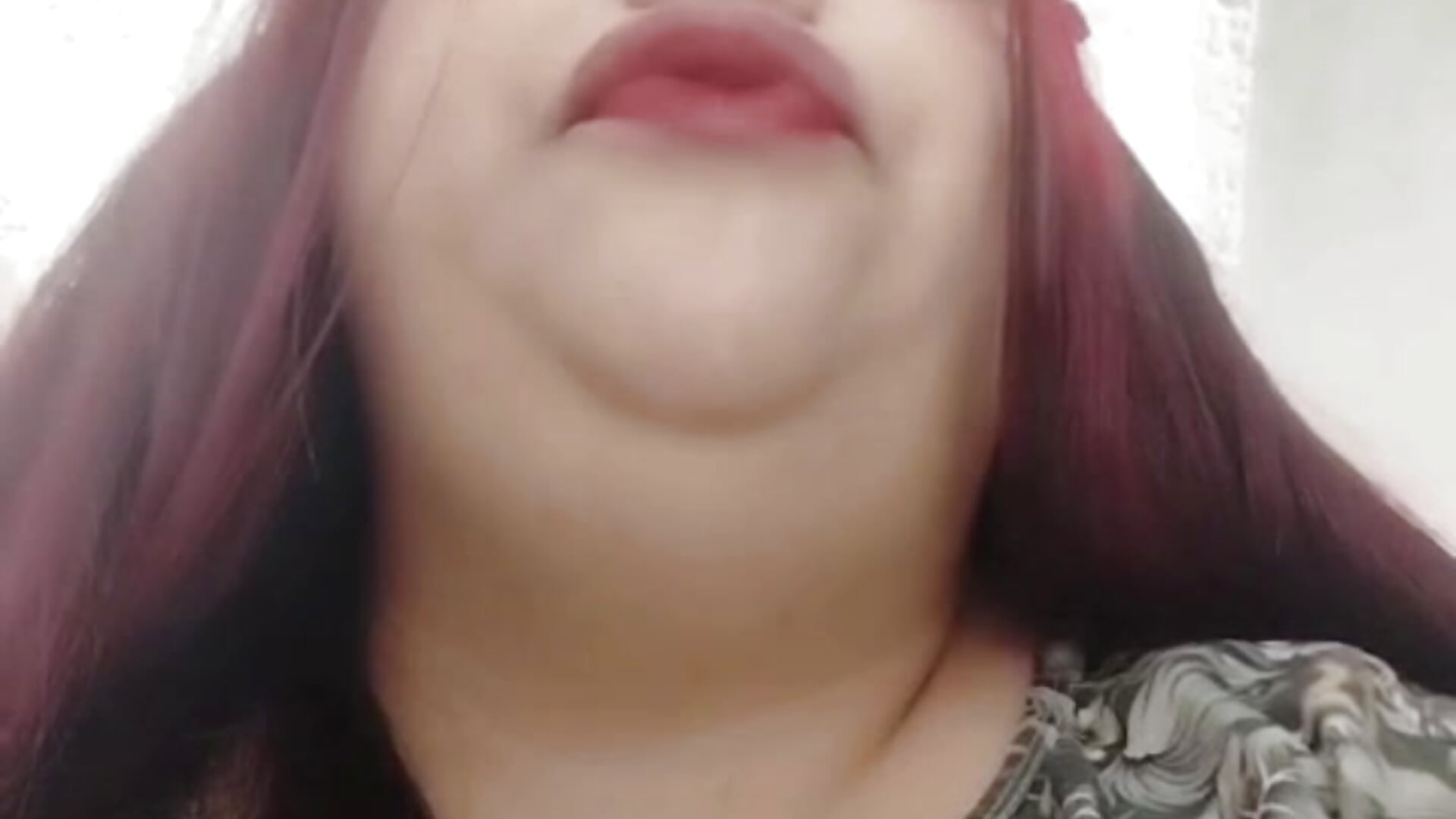 spitting in my slave's mouth - clip cu anacohen model videochat