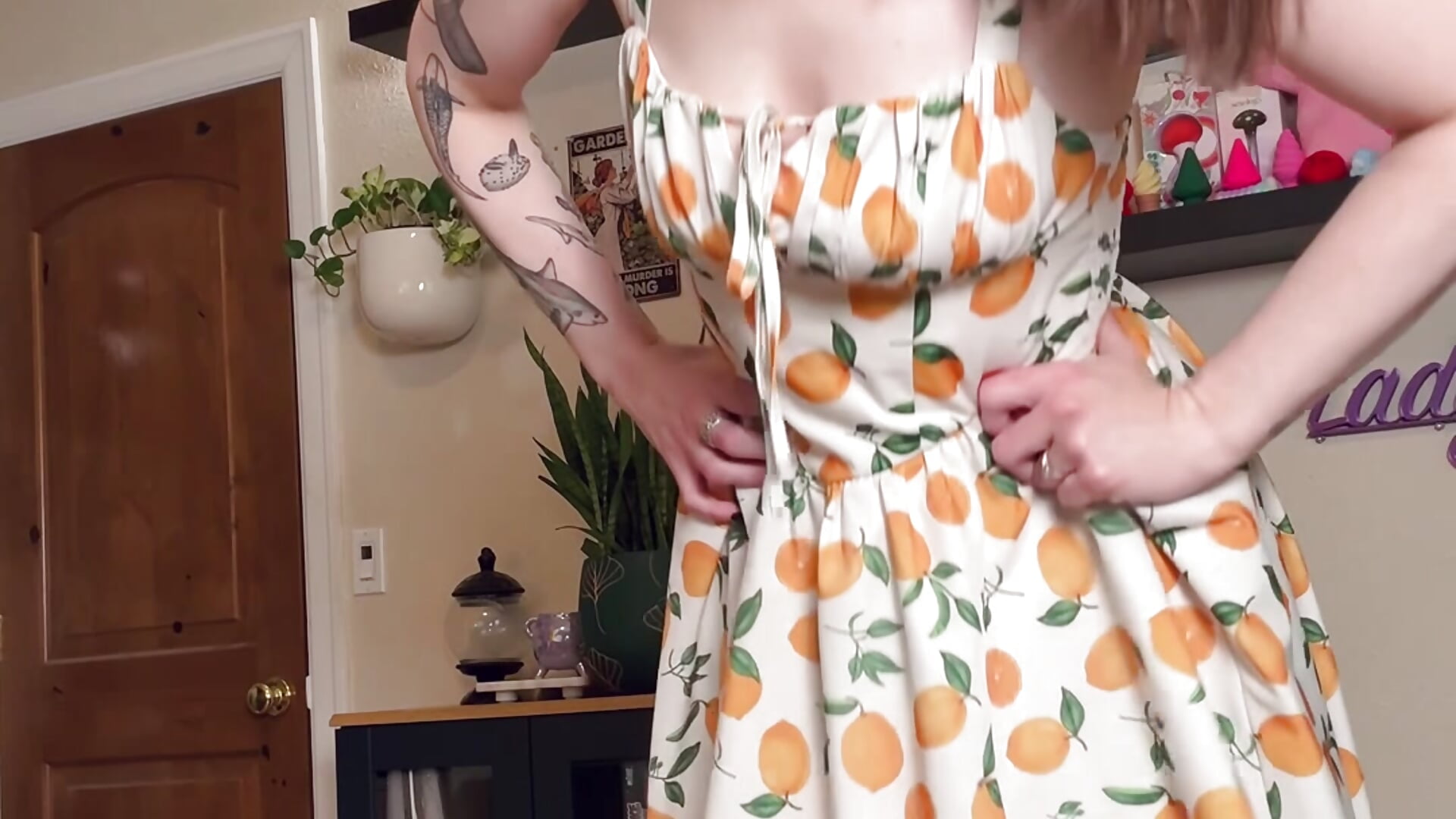 Showing off my cute sundress! - Video von LadyLena1 Cam-Model