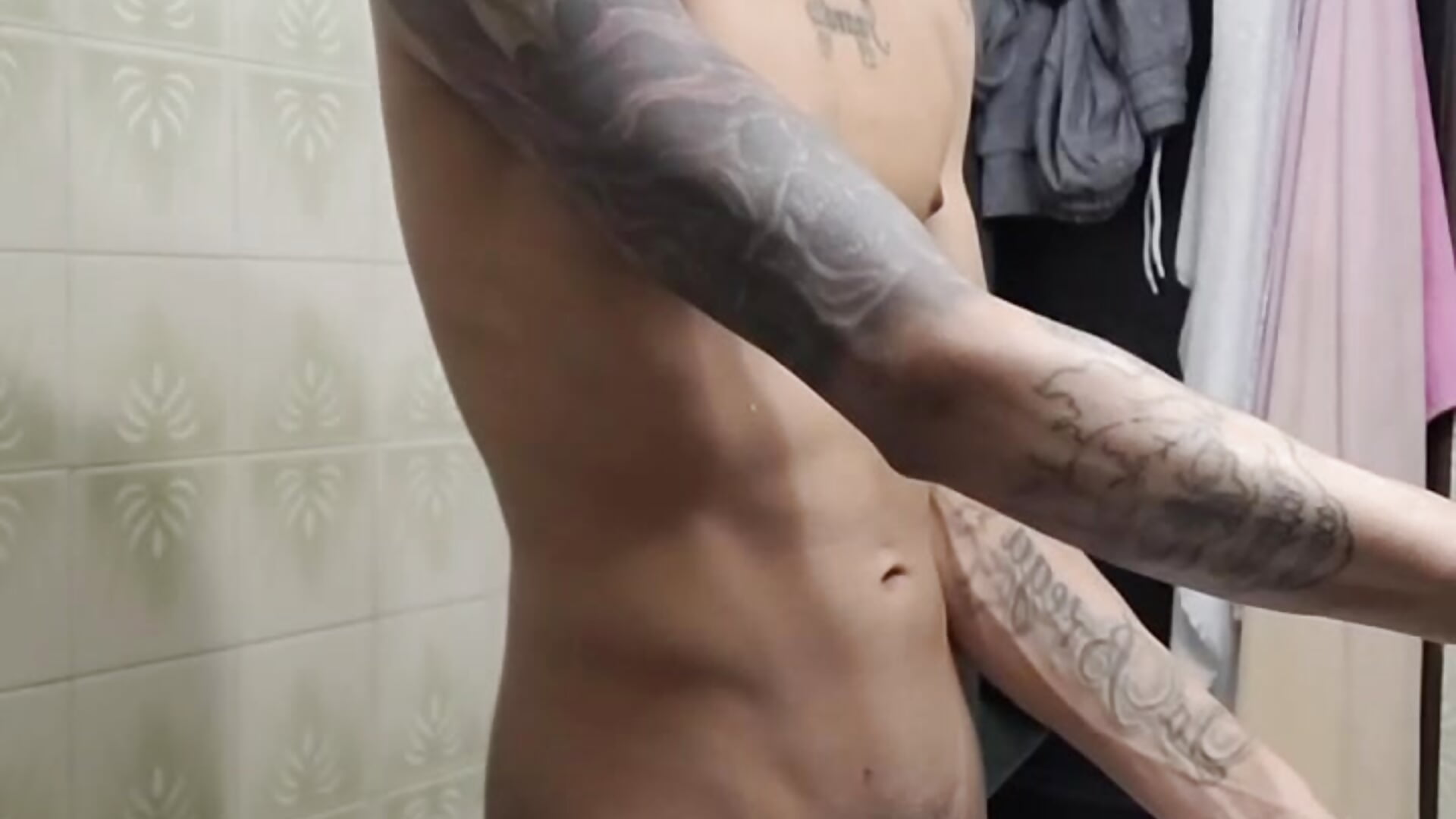 afeitandome la cara y mira como termino - βίντεο μοντέλου albert___corleone