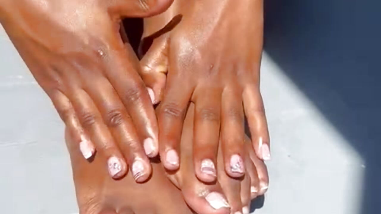 Sexy feet 😍