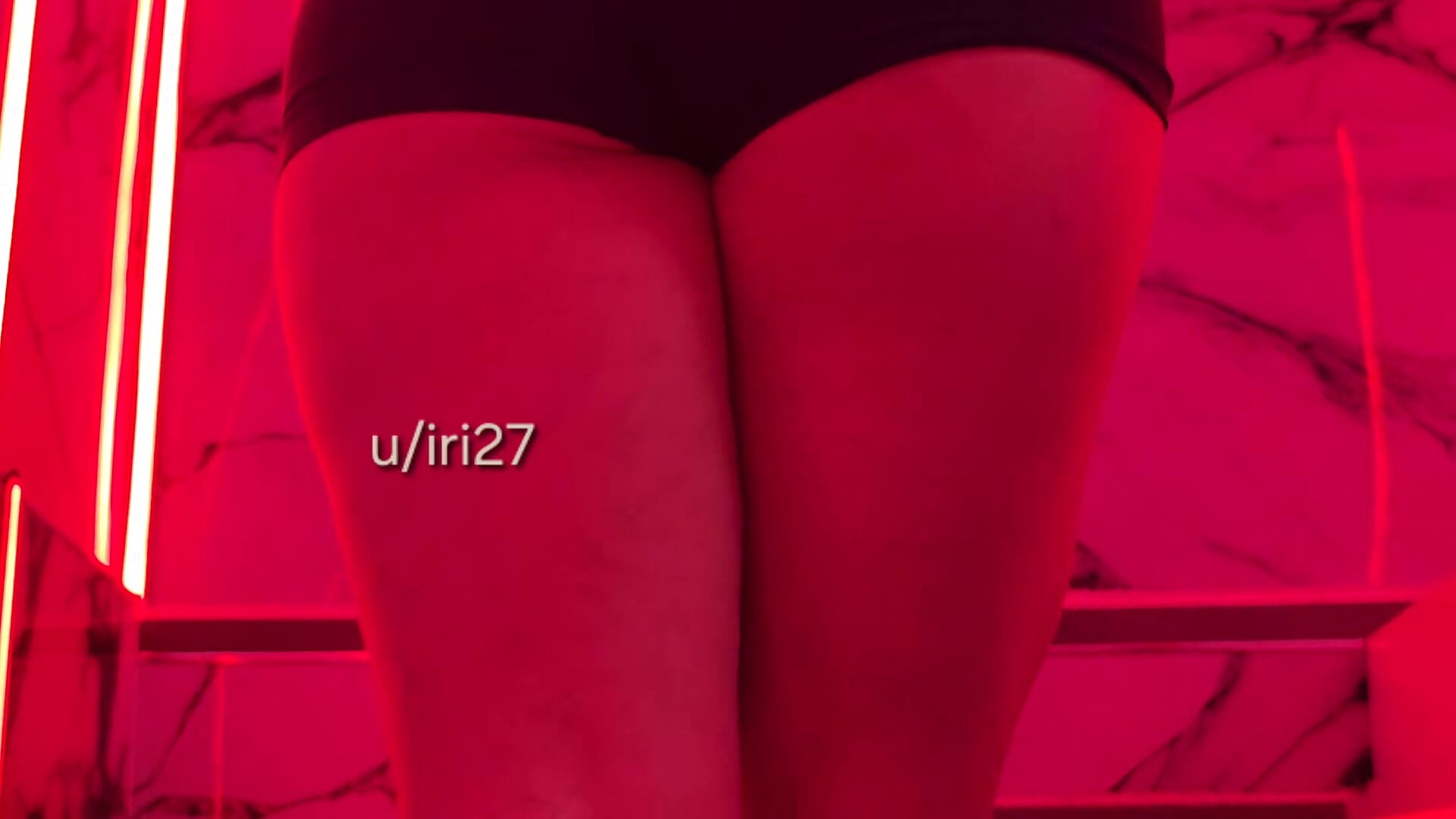 Climbing stairs with my tight leggings and using my favorite plug. - video by irinasweet27 cam model