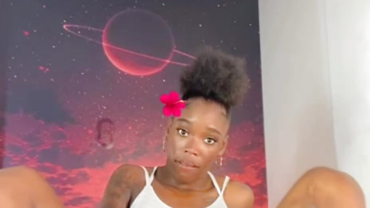 Just Me… and My Favorite Little Spot - vídeo de ebonnyygoddes modelo de câmara