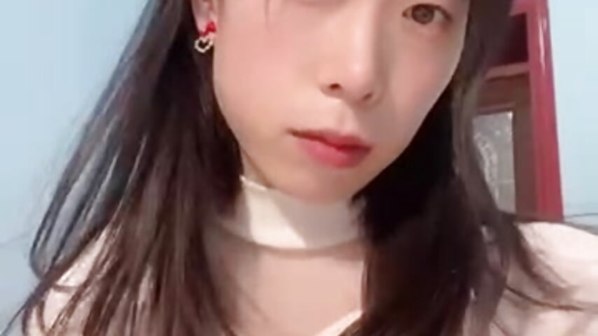 trim,63DE496B-7B16-4E45-A89C-3B96D6DCCC9F - video by xiaoru85 cam model