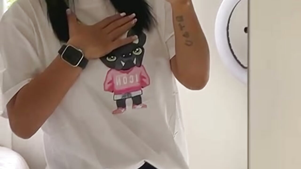 I love seeing myself in the mirror  🤭 - video by samantha_x_s cam model