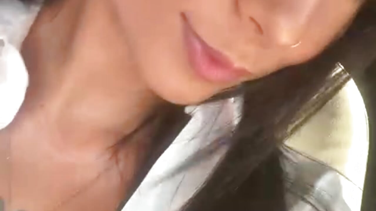 Say Hi! 👀 - video by samantha_x_s cam model