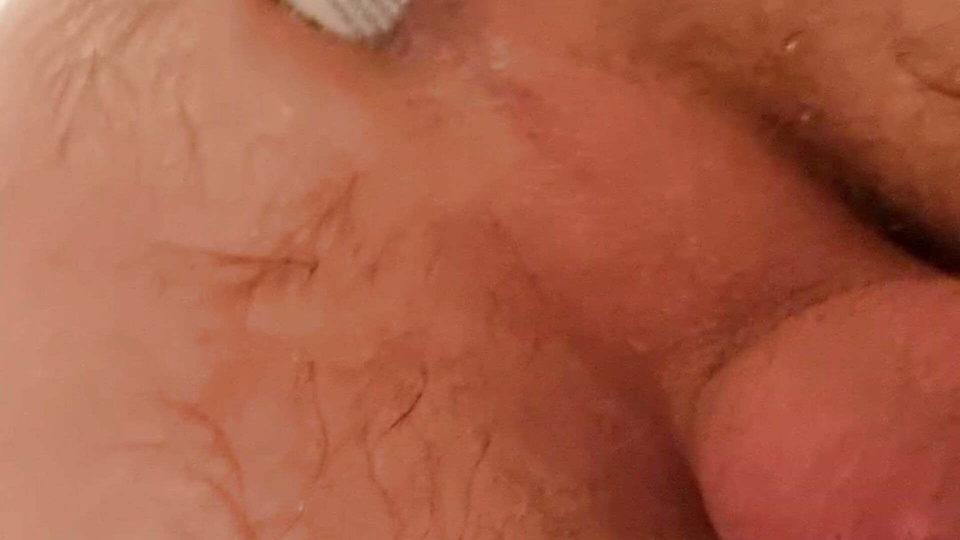 Tube in ass – video od webkamerové modelky d1ckend