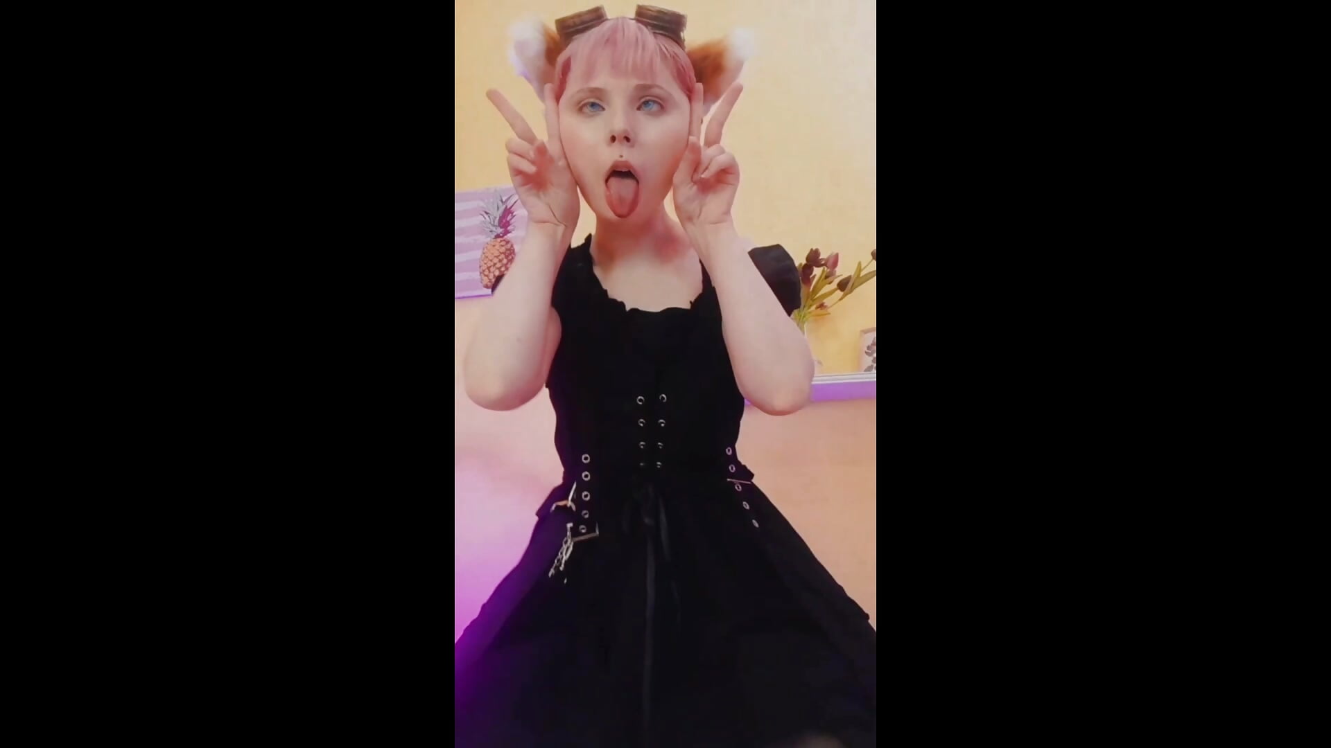 Ahegao Moans - video by Usagi_Blush_ cam model