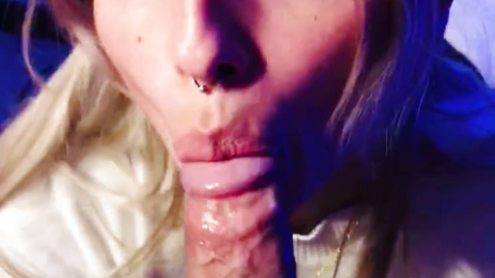 Blowjob Big - Ameellie 캠 모델의 동영상