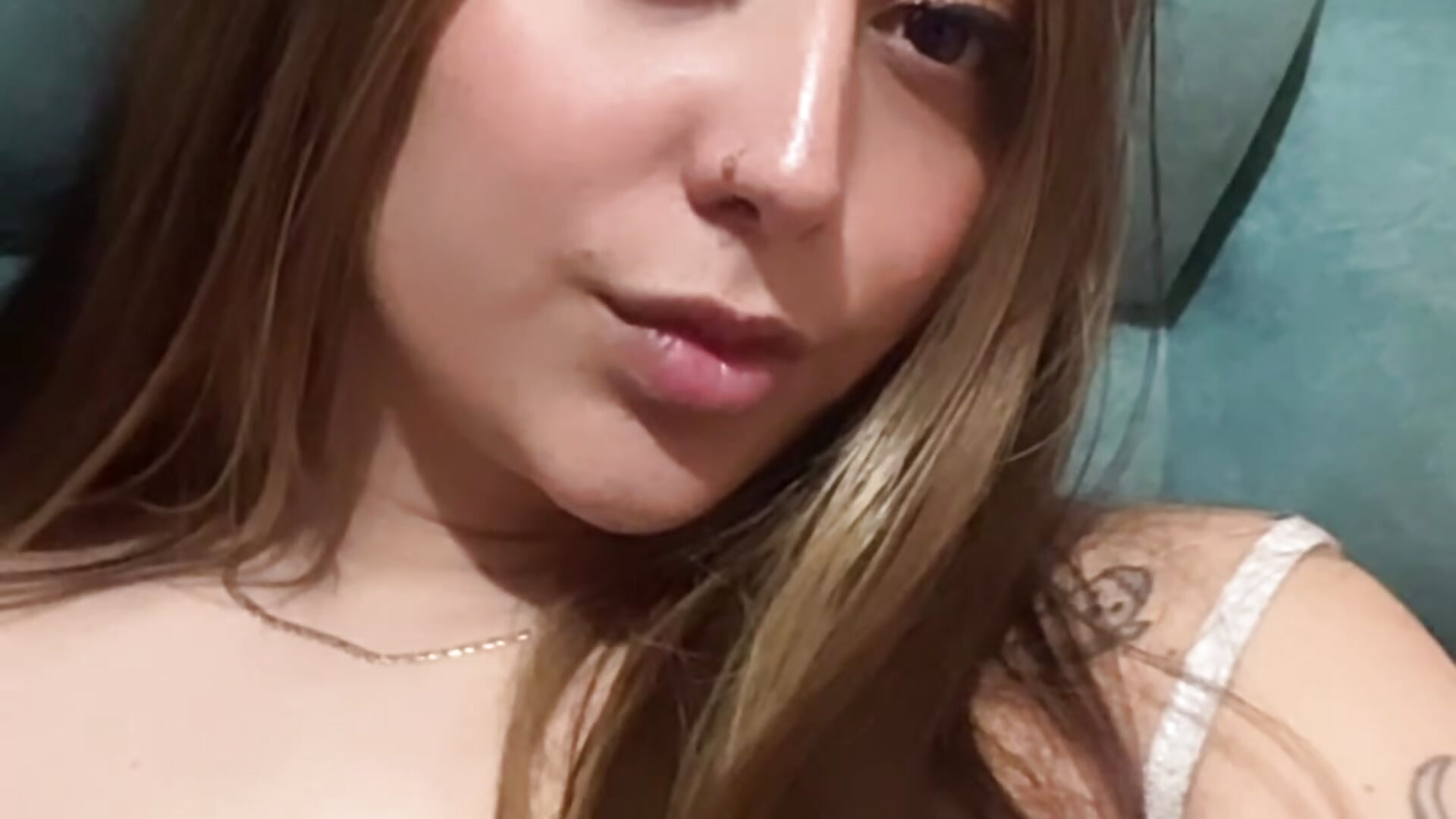 Hola mis amores - video by Natasha_Wilde_ cam model