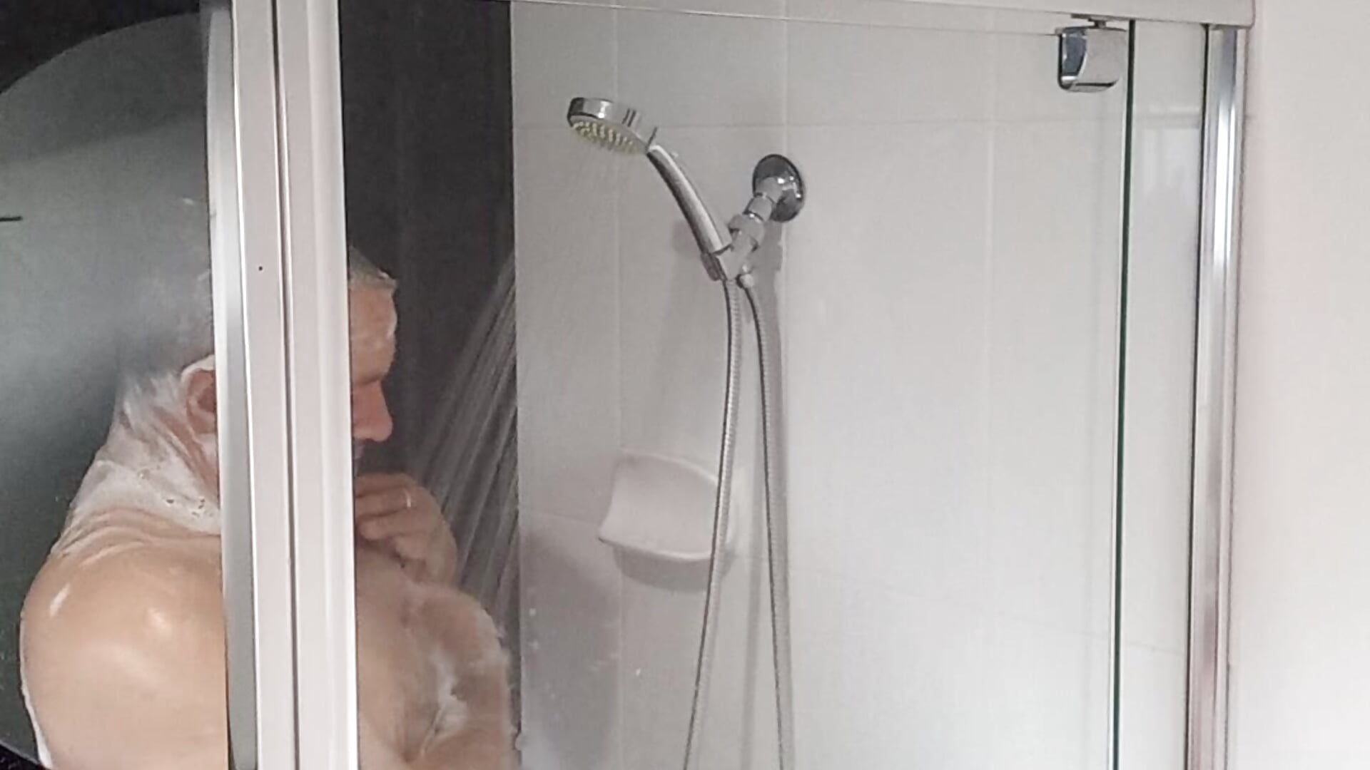 Taking a shower, soaping myself up - video by Cock-a-saurus68 cam model