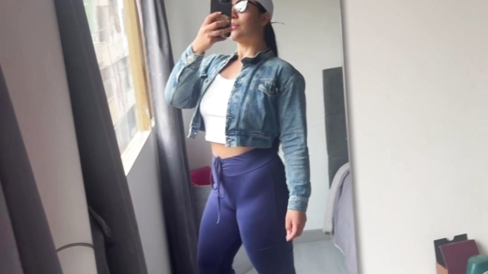 happy start of the week ✨♥️ - video by kim_monti cam model