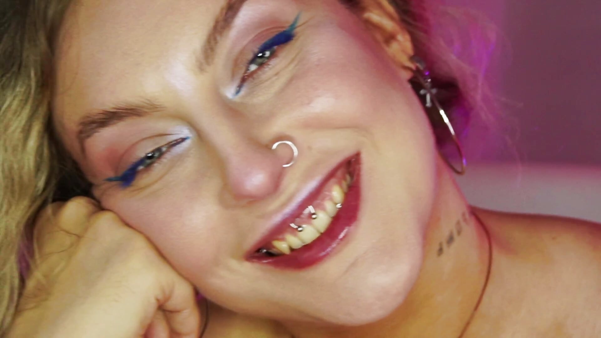 my piercing - video by _hypnotic_gaze_ cam model