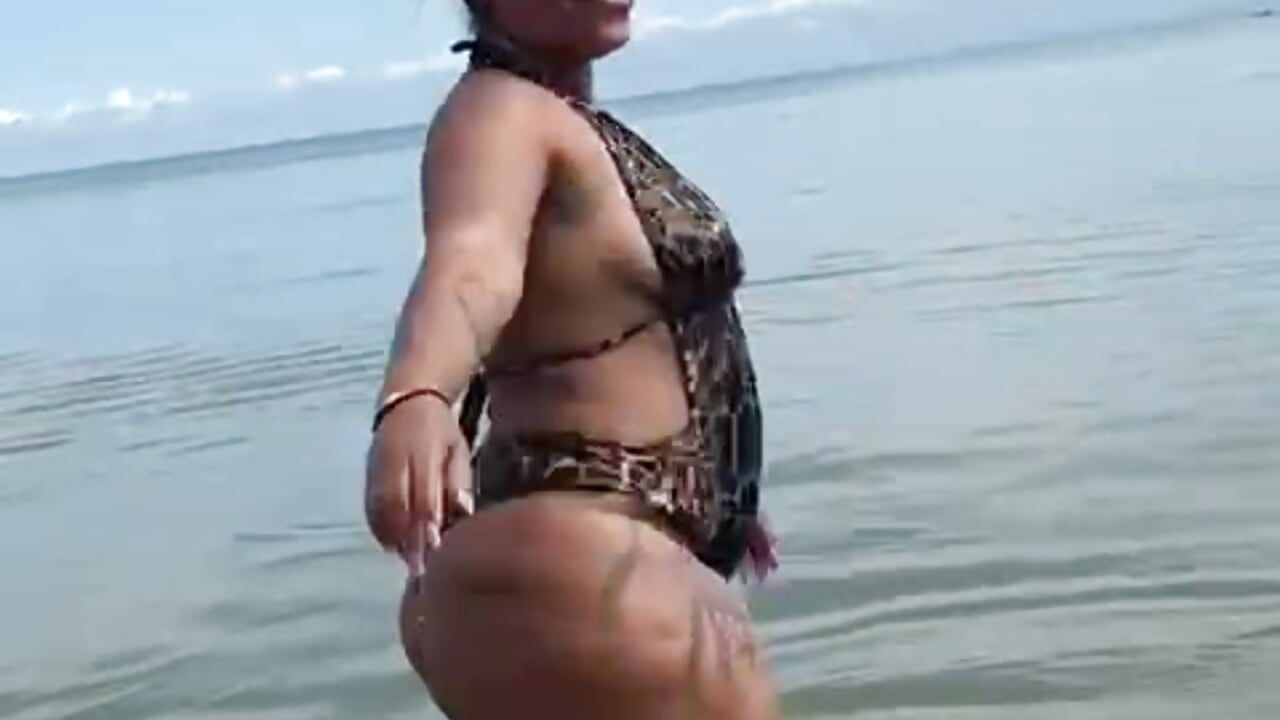 Magical 💦 - video by kiana_cream cam model