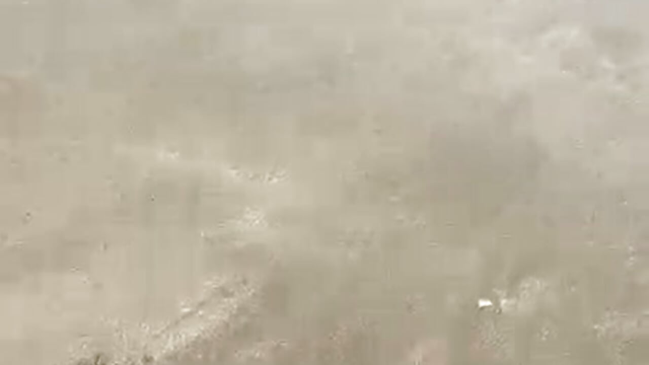 Feet in the sea 🦶🏼💦 - video by kiana_cream cam model