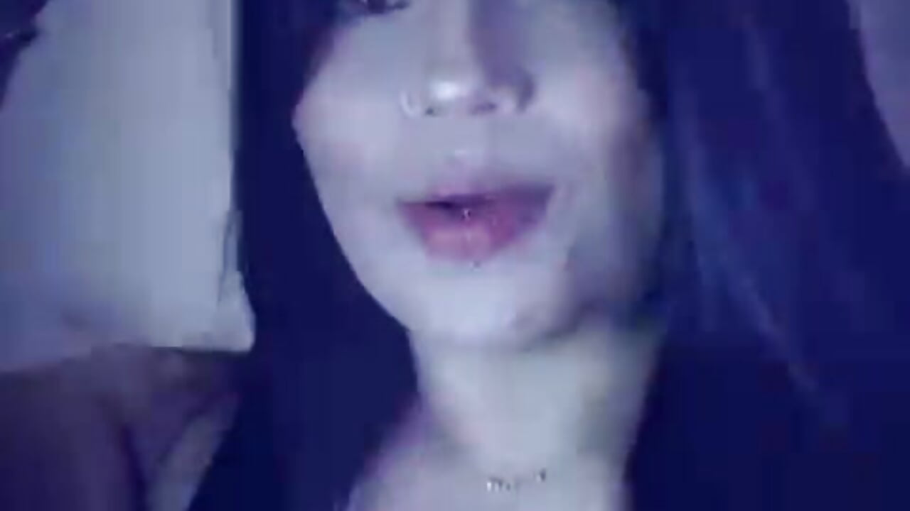 Just Kiana 🔥 - video by kiana_cream cam model