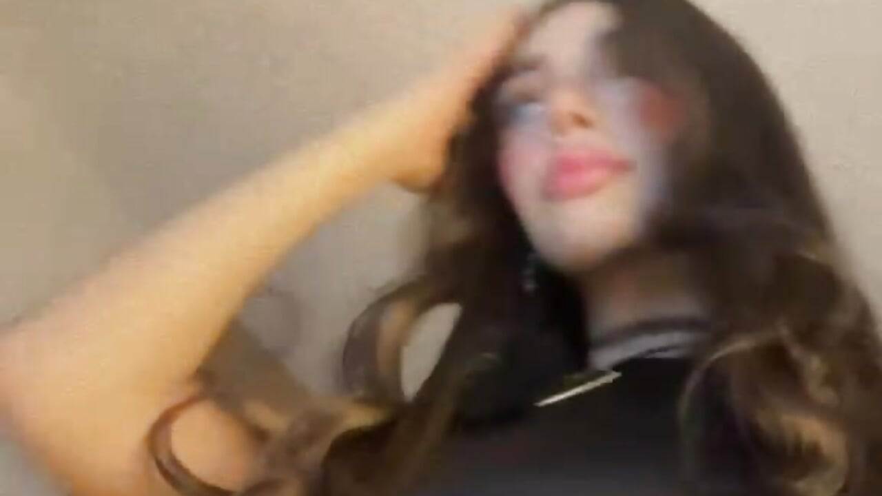 😏 - video by Megan_Leal1 cam model