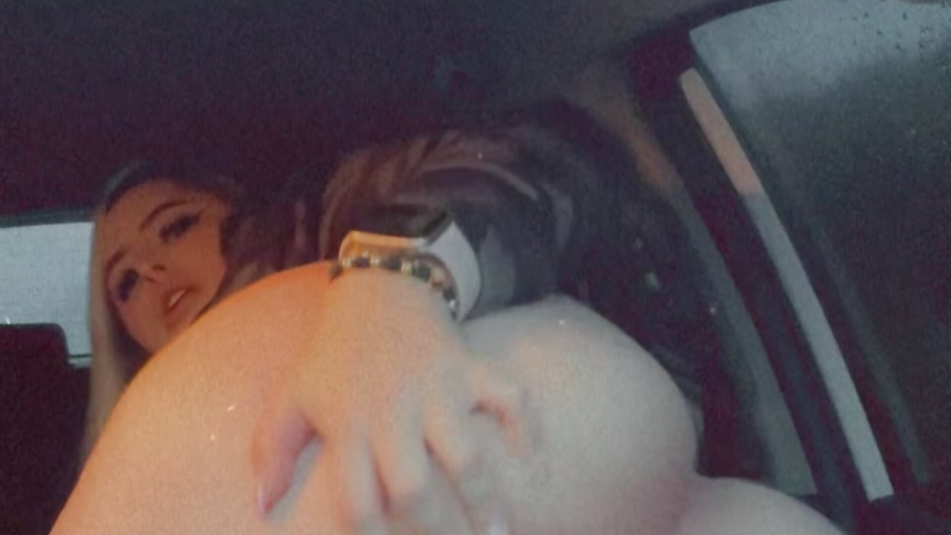 How delicious my ass looks with the plug🍑🥵