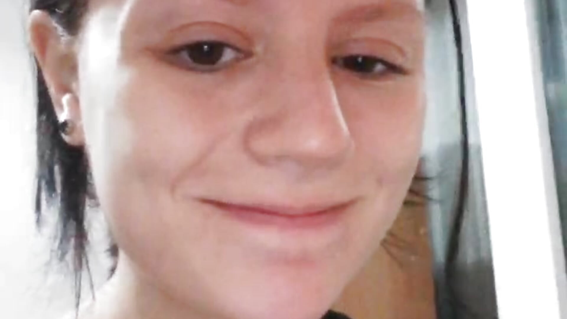 EAT EAT EAT - video by VeliraBraitberg cam model