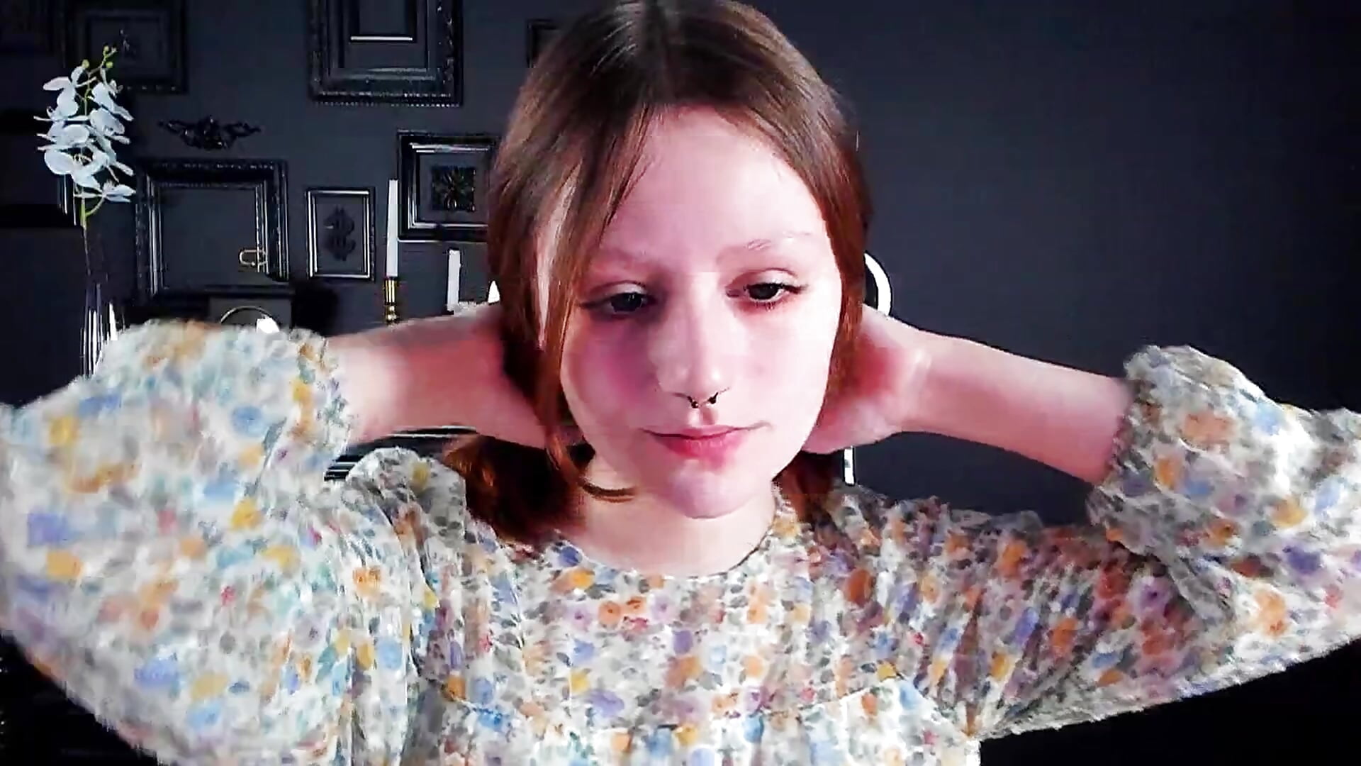pop-pop with your eyes :) - video by VeliraBraitberg cam model