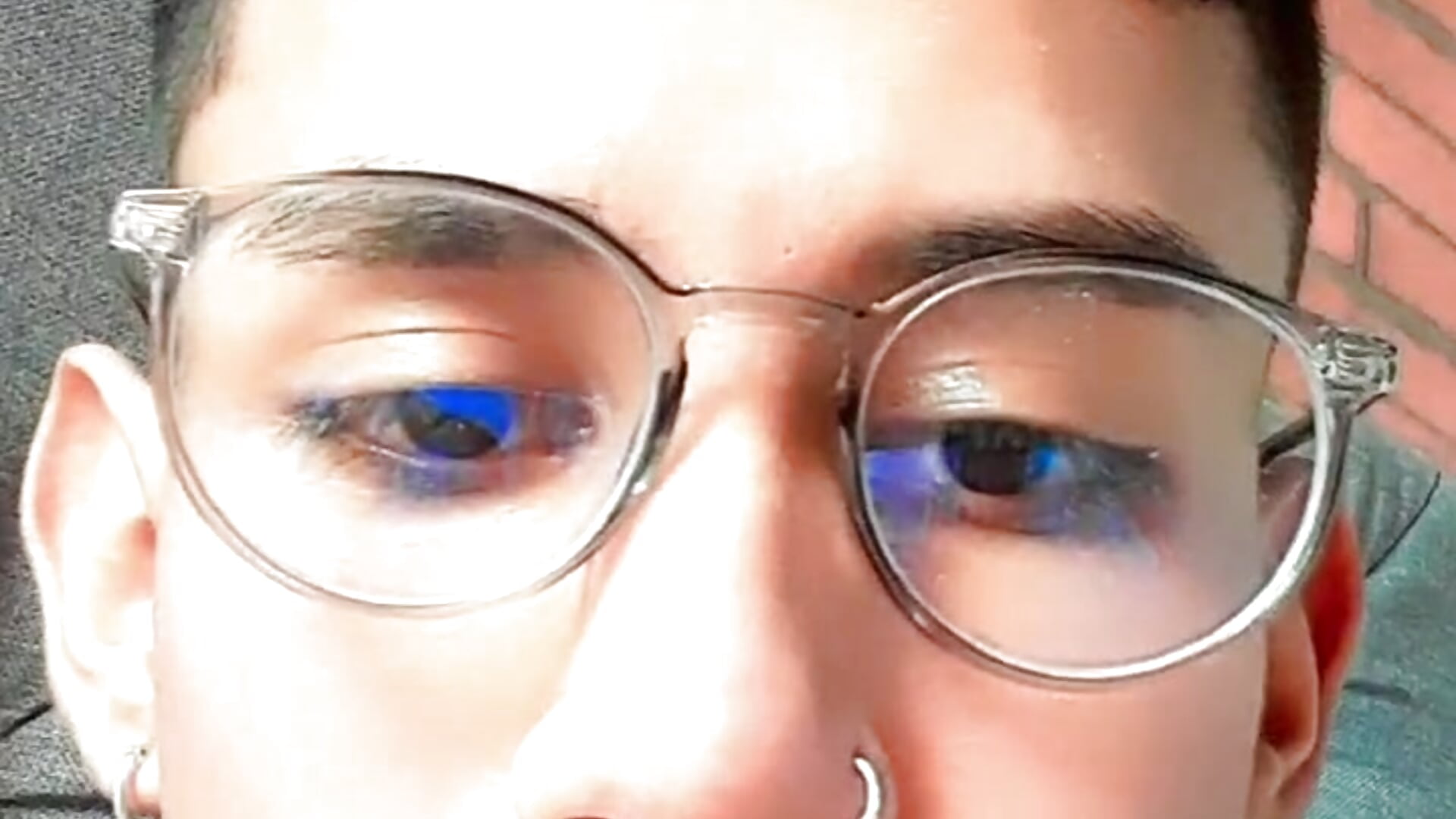 Heyyy - βίντεο μοντέλου TARS_