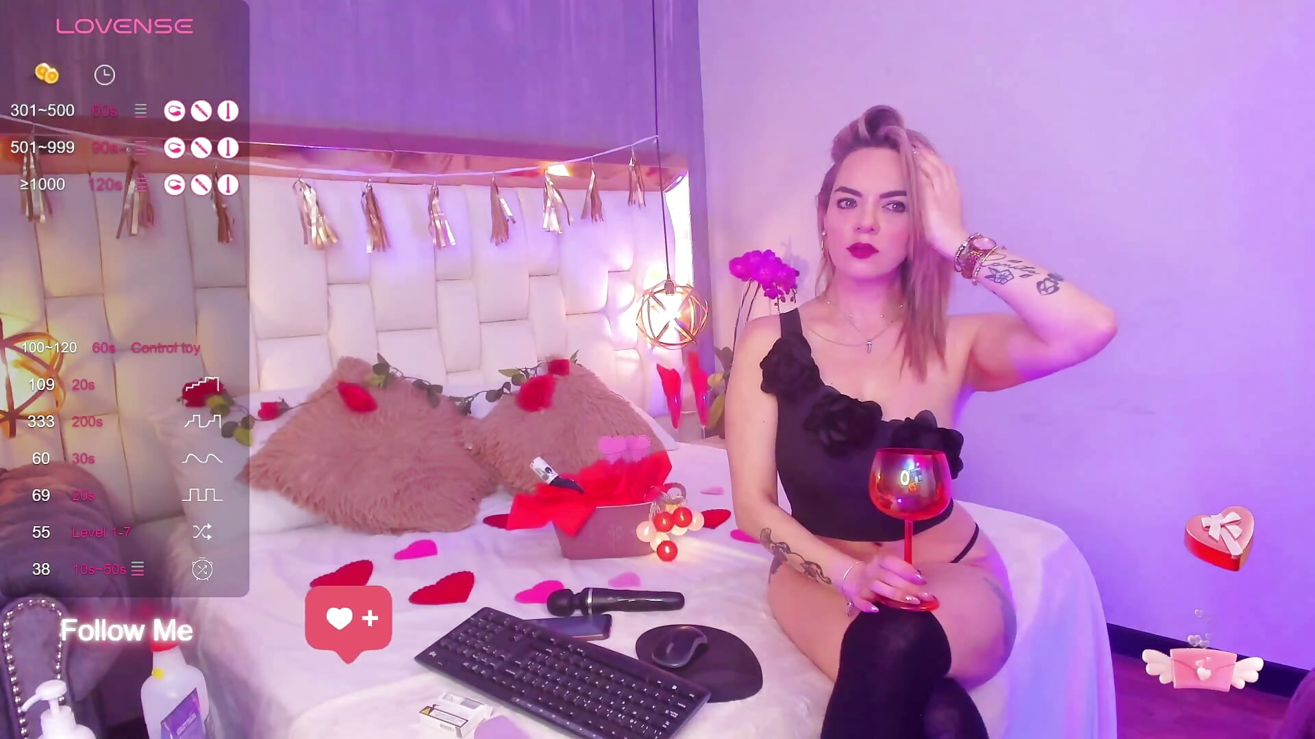 San Valentine — filmik AvaMiia, modela(-lki) na kamerkach