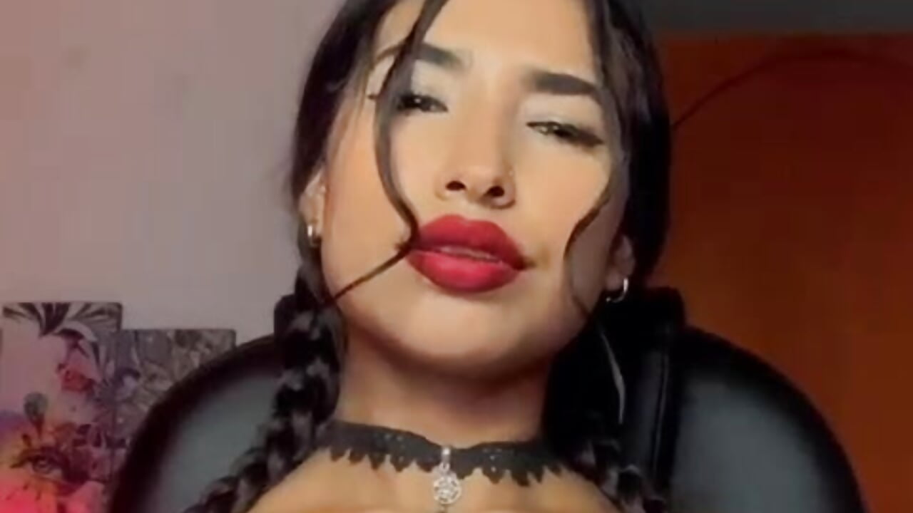 WhatsApp Video 2023-05-30 at 7,18,03 PM